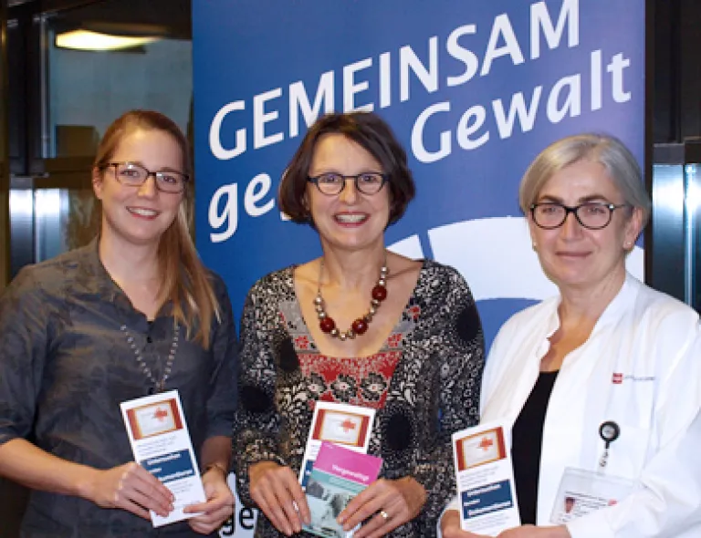v.l.n.r.: Dr. Cleo Pickhard, Anette Diehl, Dr. Doris Macchiella
