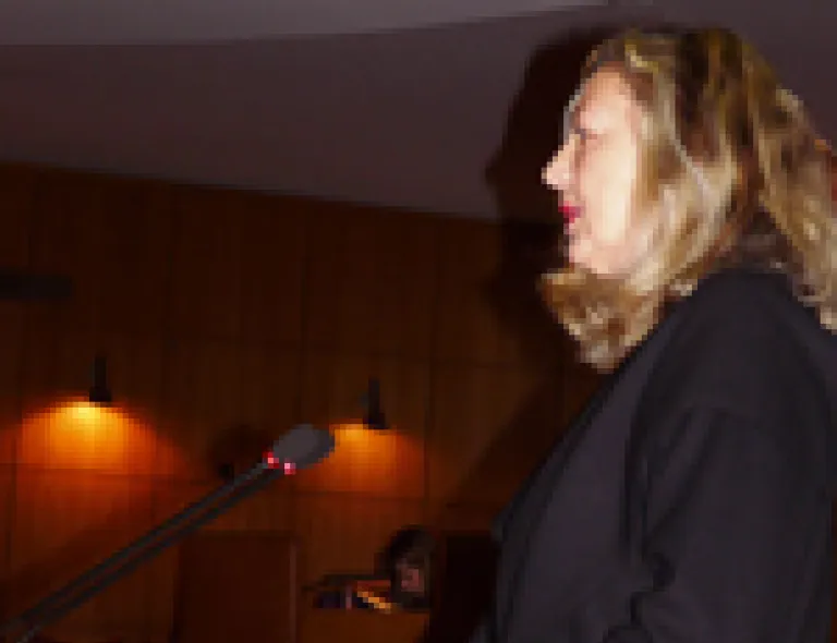 Doktor Heike Jung verliest ihr Grußwort